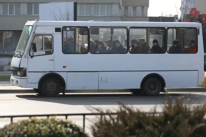 У Львові звільнено водія автобуса, який проігнорував хвилину мовчання