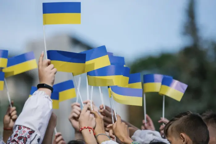 Опрос показал, сколько украинцев выступают против территориальных уступок