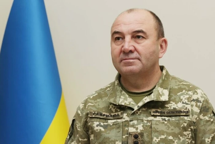 Зеленський вивів Умєрова зі Ставки