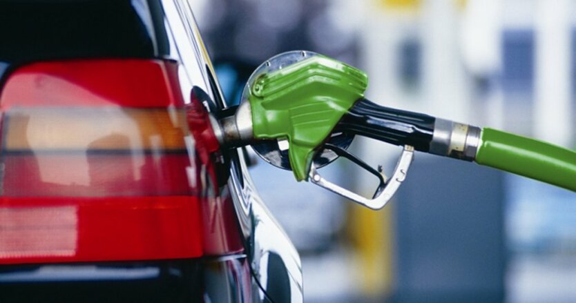 Gas prices drop by 4 hryvnias: expert names condition for all networks