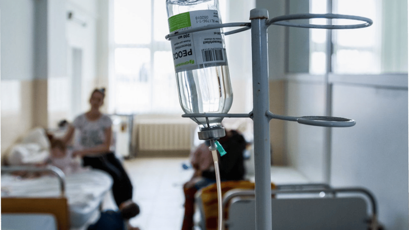 38 people contracted an infection near the Shypit waterfall in Zakarpattia