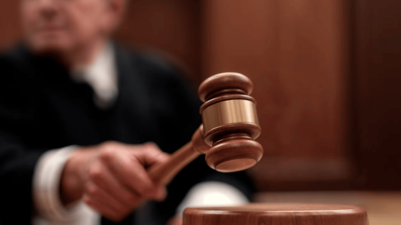 Жінка прославляла армію РФ у соцмережі — що вирішив суд