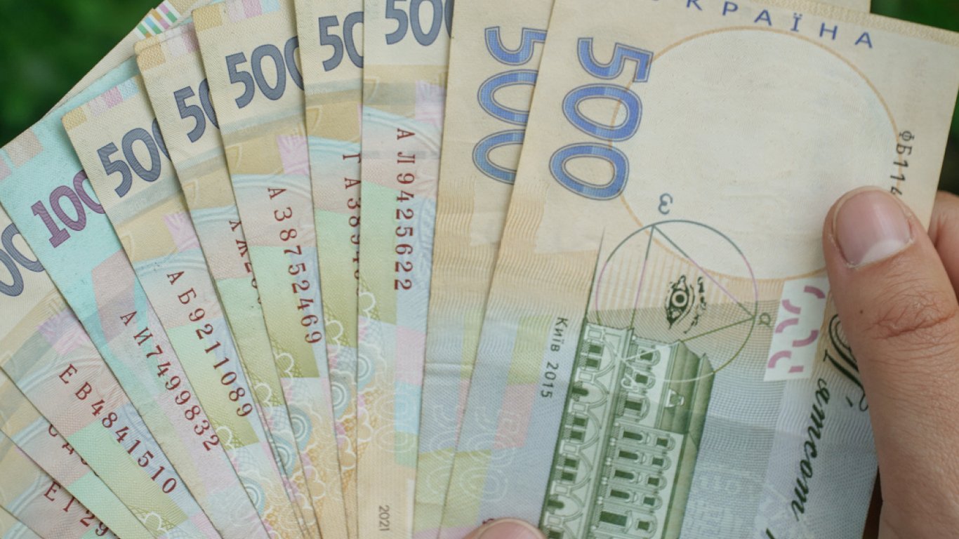 Помощь в подготовке к зиме — кто и где получит 19 тыс. грн