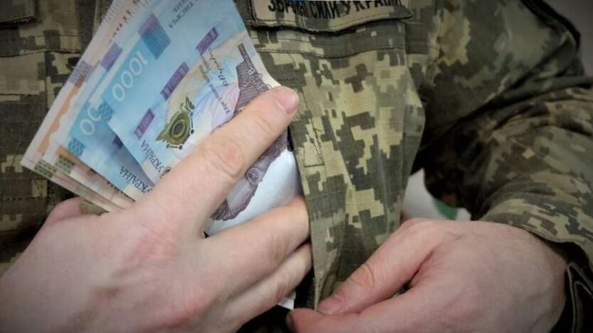 Not just a salary: what payments and bonuses military personnel can receive from May 1