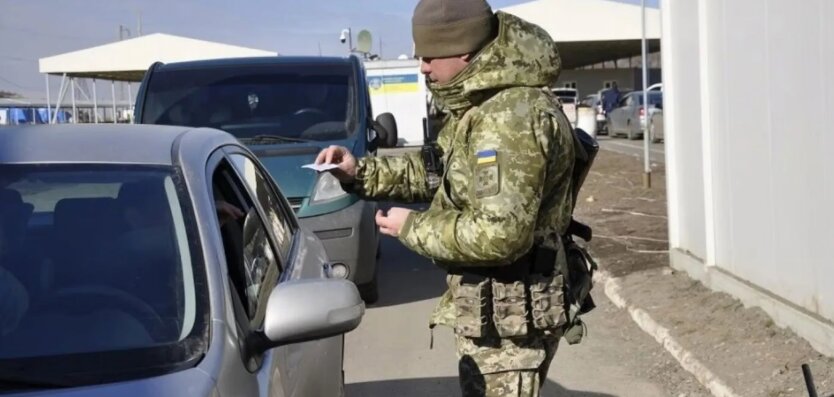 Тарифи на комуналку, субсидії, пенсії, НМТ, ВЛК: що зміниться для українців з 1 травня