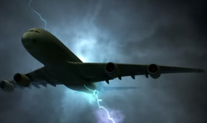 Blitz schlug in ein Flugzeug mit Arestowitsch: Details